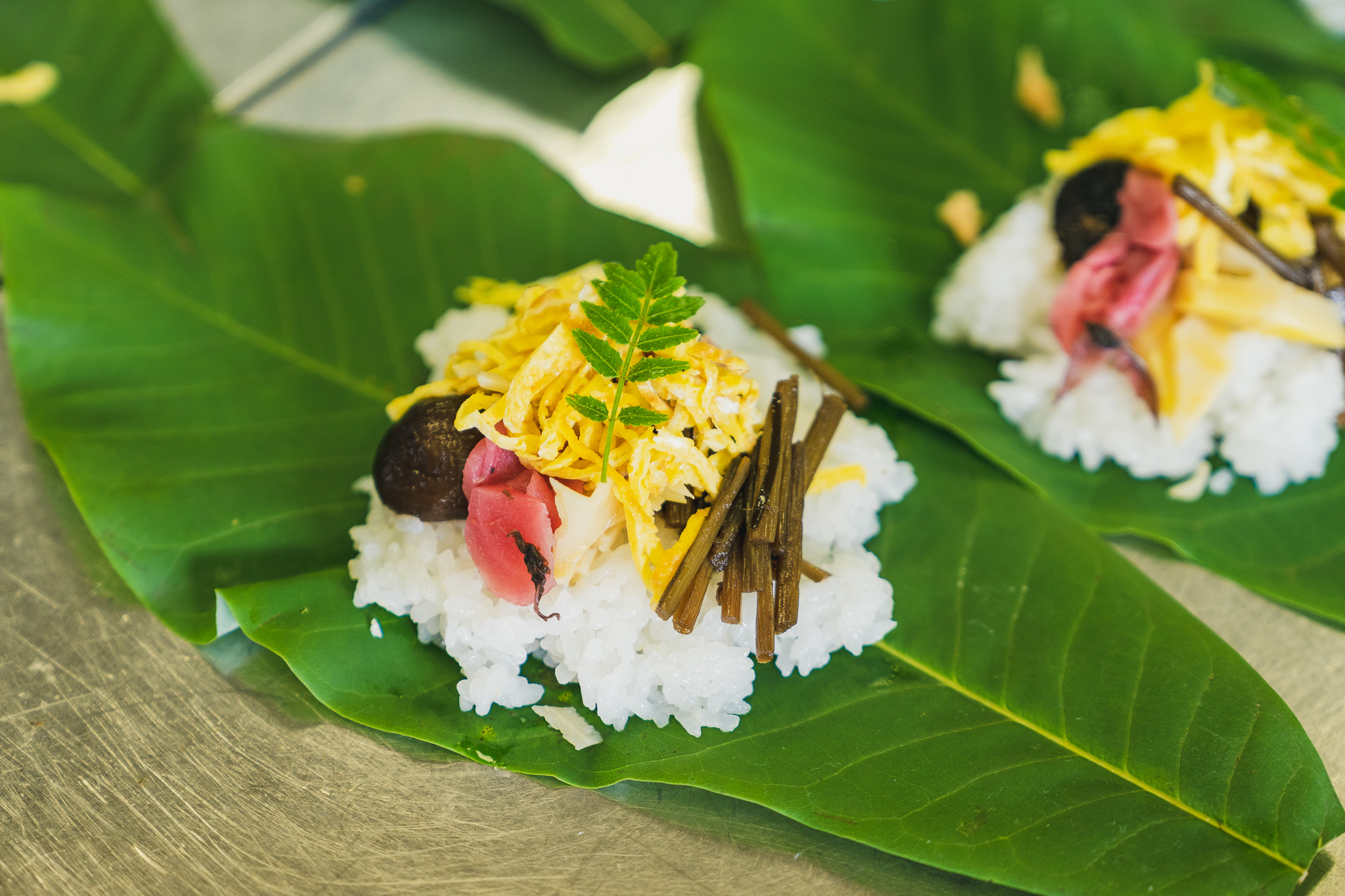 たかすの郷土料理「朴葉寿司」 - TOPICS - たかすのす―たかすの滞在を豊かにする情報発信メディア